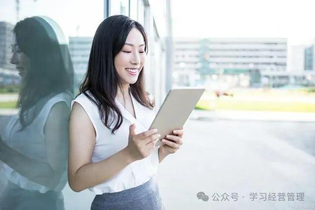 人正在任场鬼使神差！什么是职场素养赢博体育若何避免7大雷区？(图2)