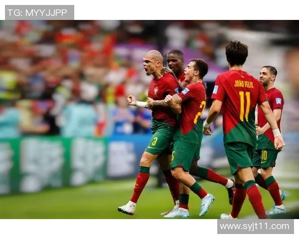 香港足球挑战泰国队实力对决引发球迷热议